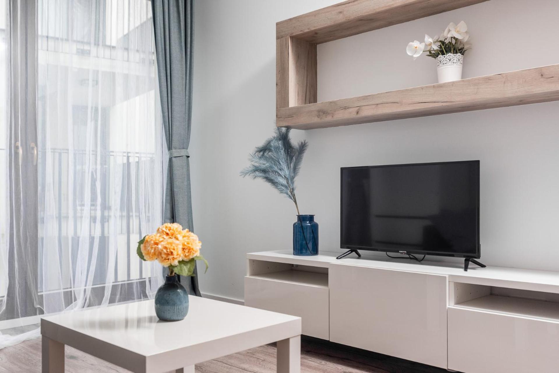 Blossom - Old Town Residence - By Upstairs Krasków Εξωτερικό φωτογραφία